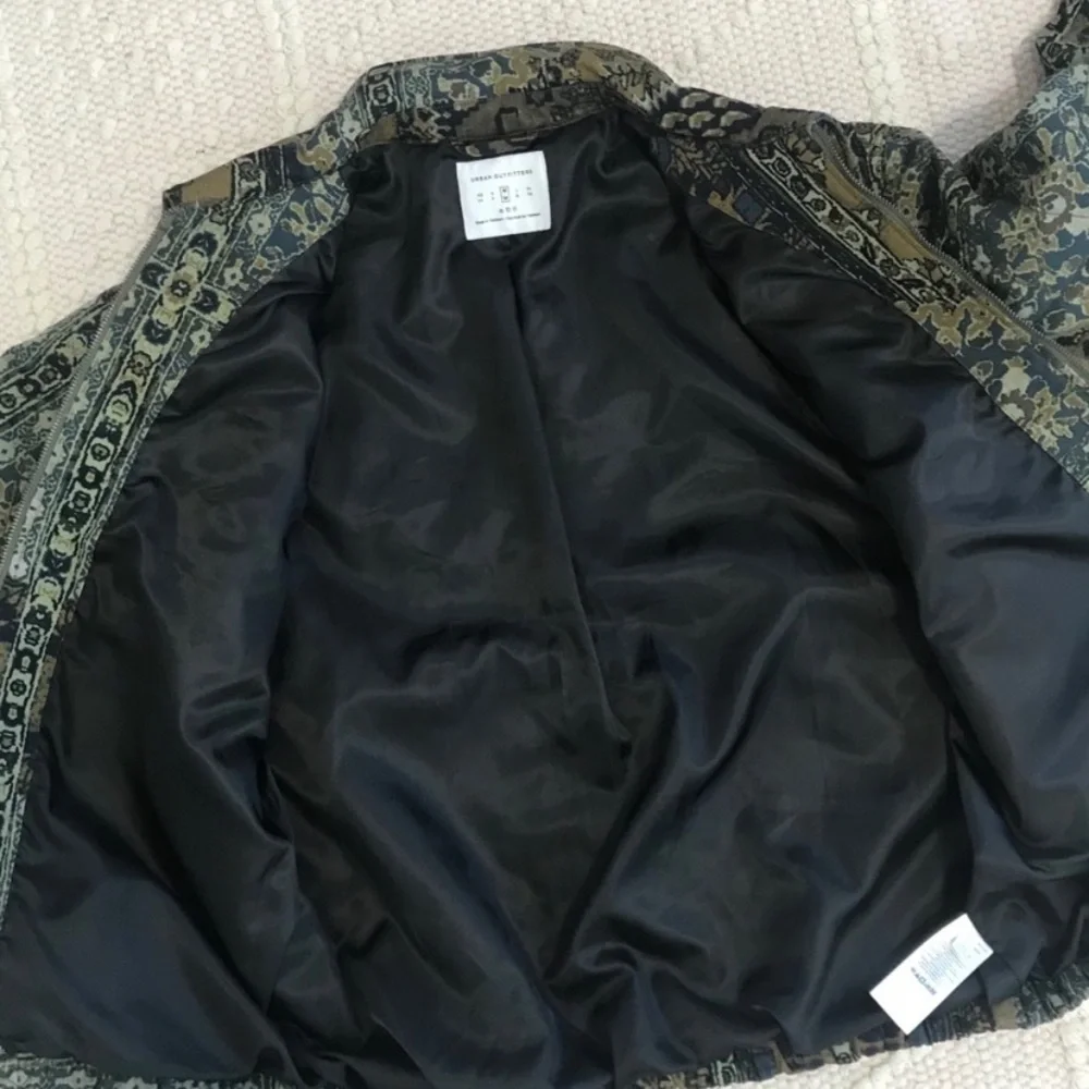 Urban Outfitters Quilted Harrington Bomber Jacket Size M - Picture 12 of 14
